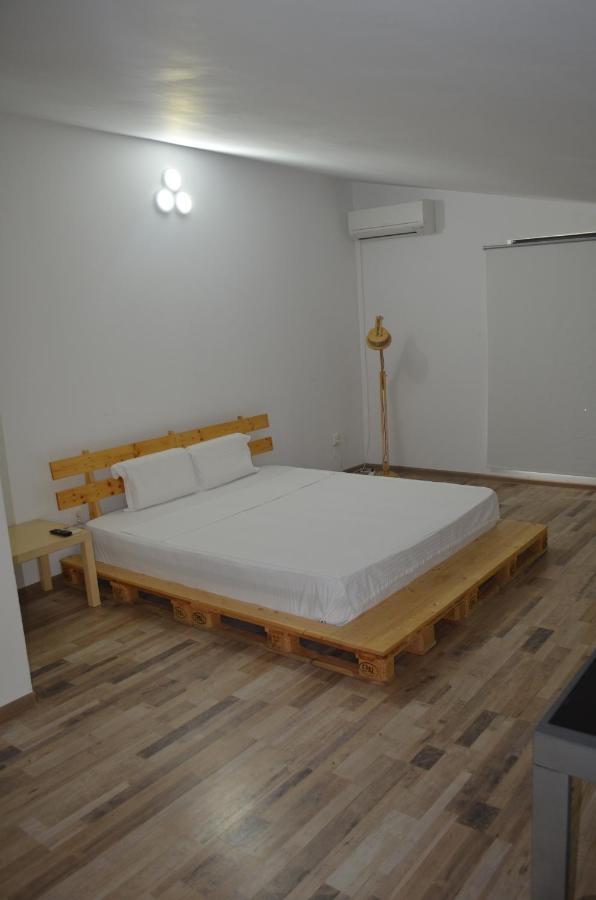 Central Park Studios Bucarest Extérieur photo