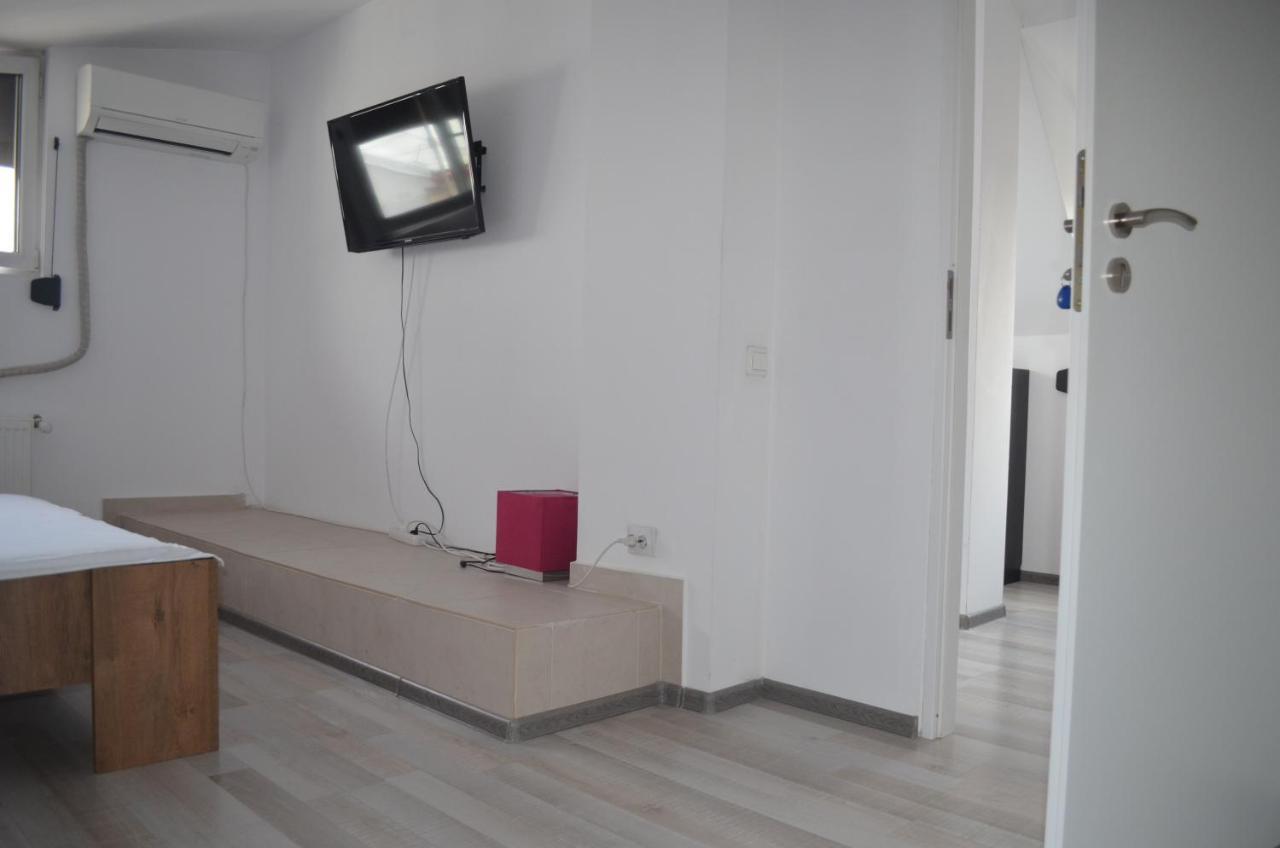 Central Park Studios Bucarest Extérieur photo